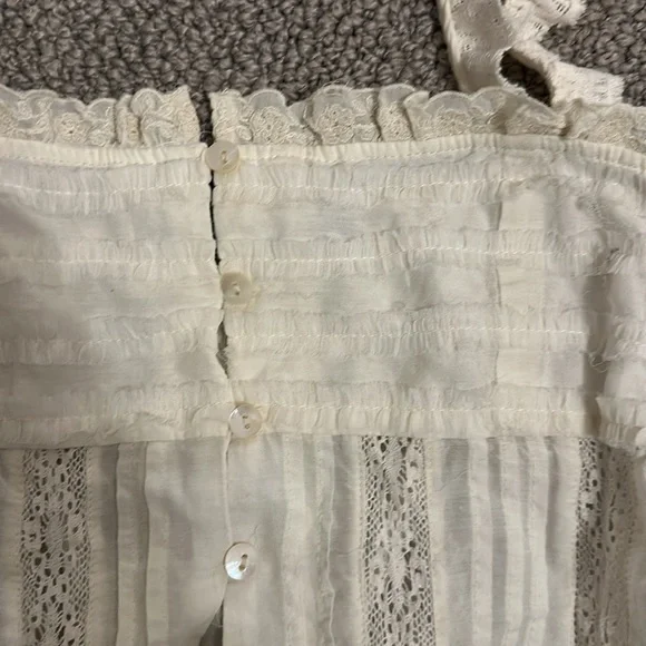 White ruffle + lace top - Picture 2 of 5